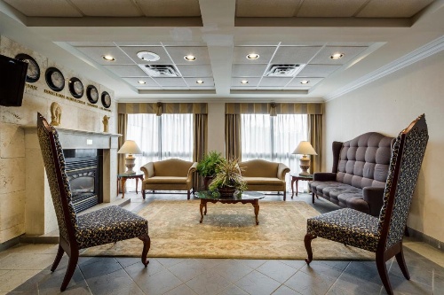 Monte Carlo Inns Oakville Suites image 21