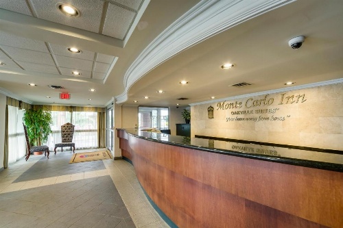 Monte Carlo Inns Oakville Suites image 22