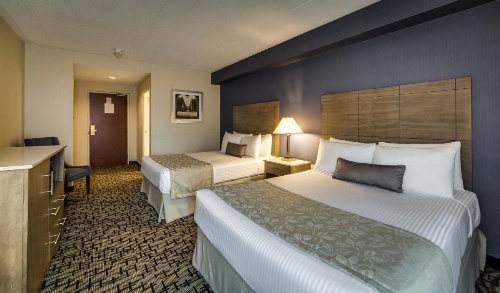 Monte Carlo Inns Oakville Suites image 7