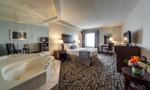 Monte Carlo Inns Oakville Suites image 8